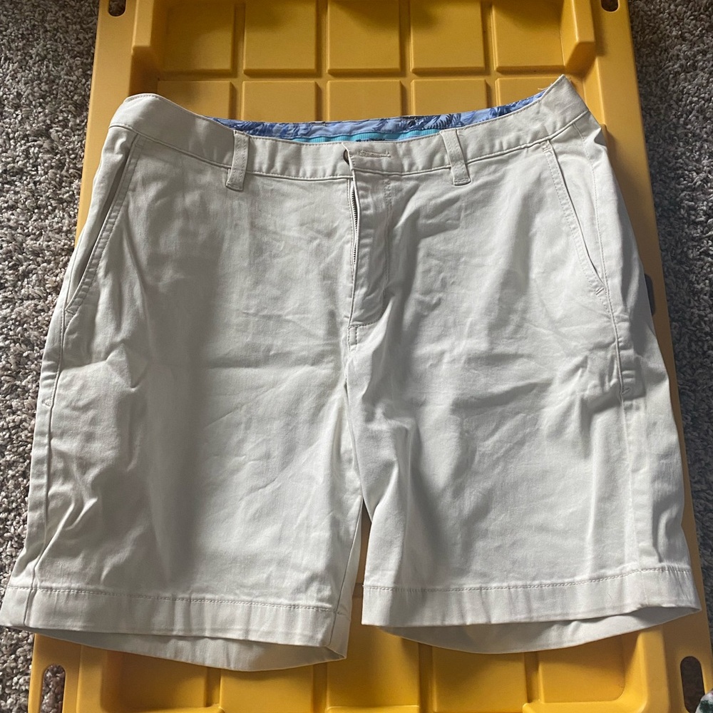 Size 34 waist, Tommy Bahama shorts- is missing one of the back buttons